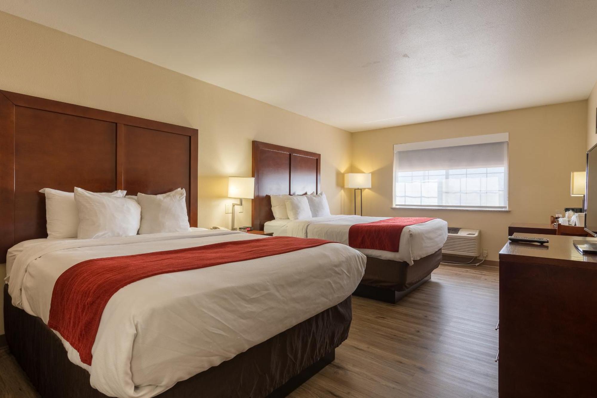 Comfort Inn & Suites Alamosa Exterior photo