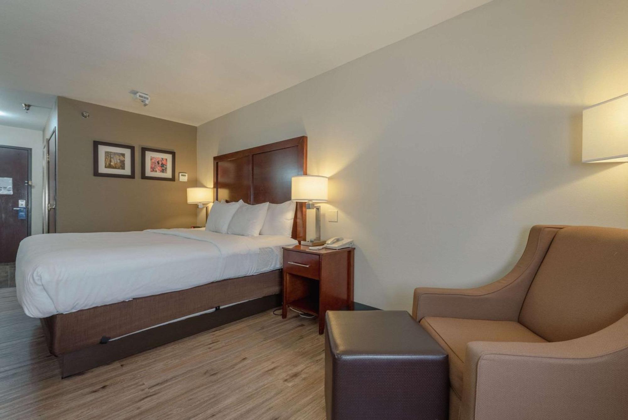 Comfort Inn & Suites Alamosa Exterior photo