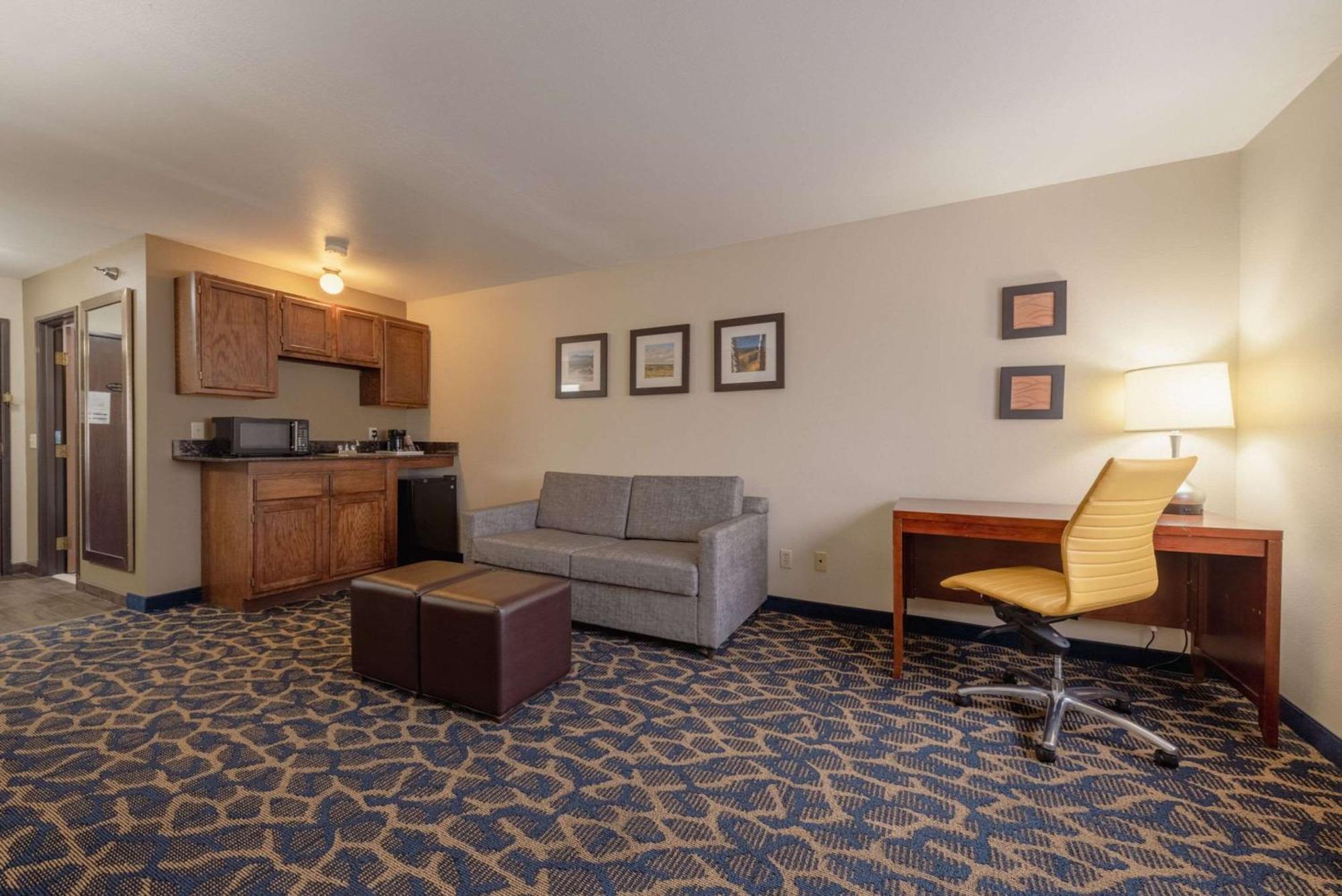 Comfort Inn & Suites Alamosa Exterior photo